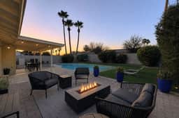 Moon Valley Golf | Heated Pool, Sleeps 8, Firepit