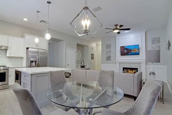 Modern Chandler Home - Heated Pool, Golf, Fire Pit